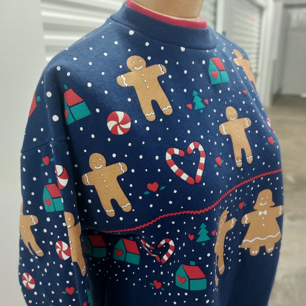 Vintage Christmas Gingerbread Sweater - Picture 5 of 6